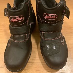 Simpson woman’s motorcycle boots size 6